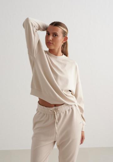 Спортивная толстовка