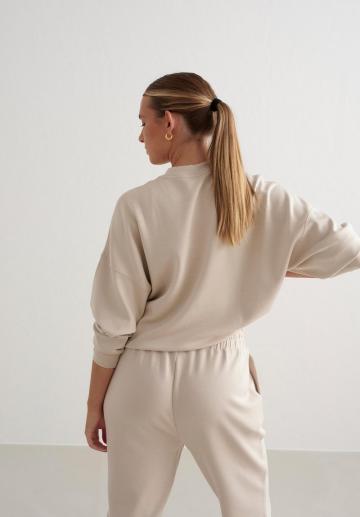 Спортивная толстовка