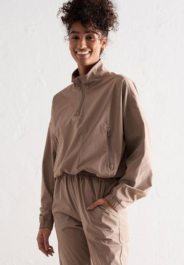 Спортивная куртка