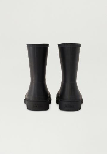 Сапожки на танкетке