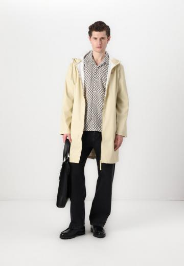 Куртка-дождевик