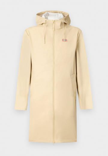 Куртка-дождевик