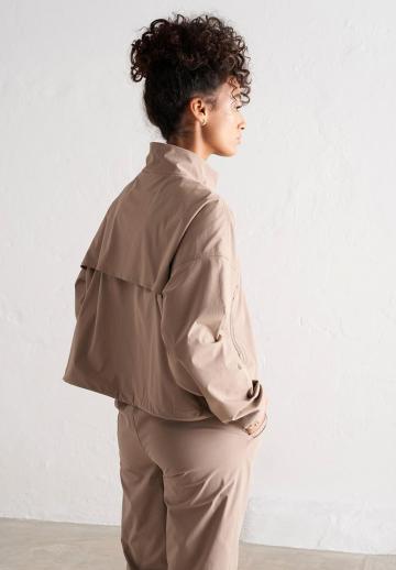 Спортивная куртка