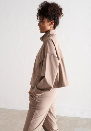 Спортивная куртка