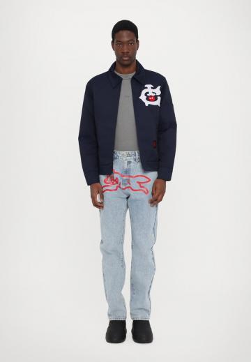 Прямые джинсы