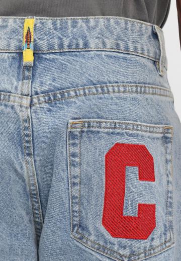 Прямые джинсы