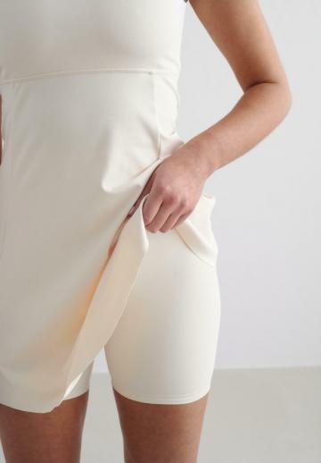 Спортивное платье