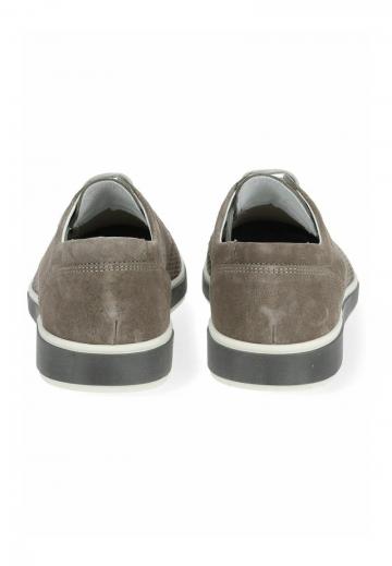 Ботинки на шнуровке