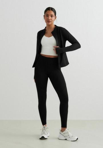 Спортивная куртка