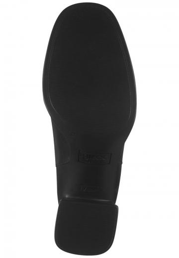 Полусапожки на высоком каблуке