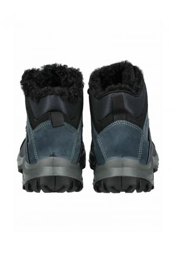 Зимние ботинки