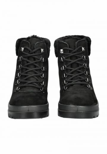 Зимние ботинки