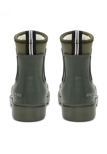 Резиновые сапоги