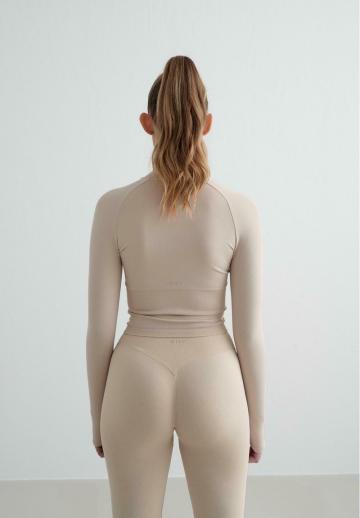 Спортивная толстовка