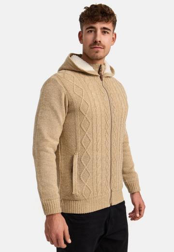 Вязаная кофта