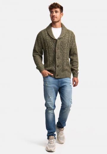 Вязаная кофта