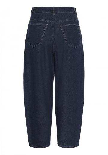 Свободные джинсы