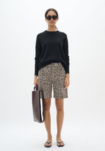 Джинсовые шорты