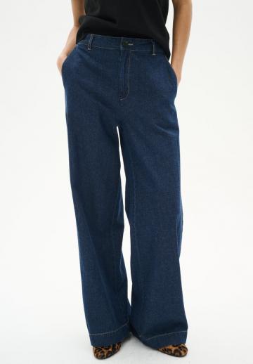 Свободные джинсы