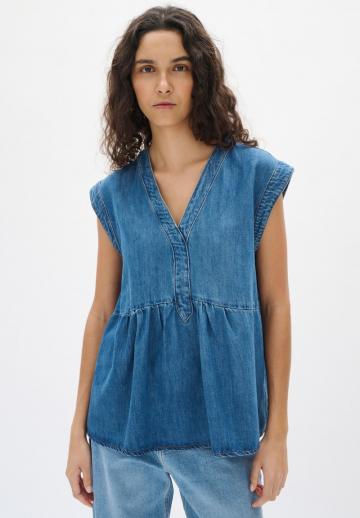 Джинсовая блузка