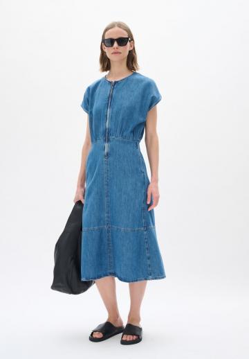 Джинсовое платье