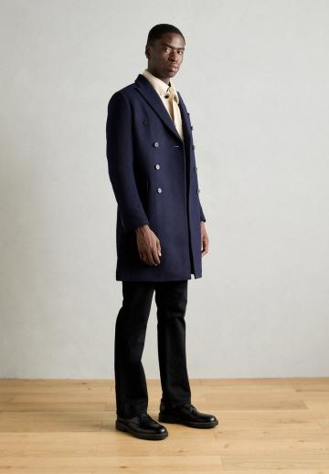 Шерстяное пальто