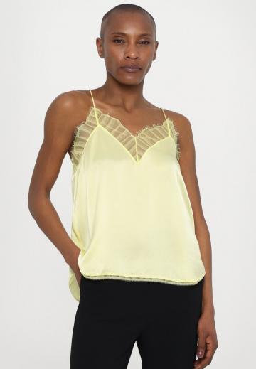 Топ на бретельках