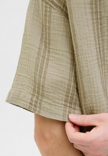 Рубашка с коротким рукавом