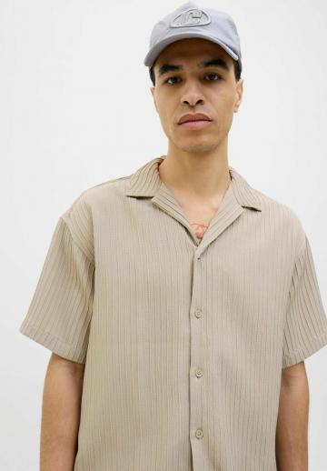 Рубашка с коротким рукавом