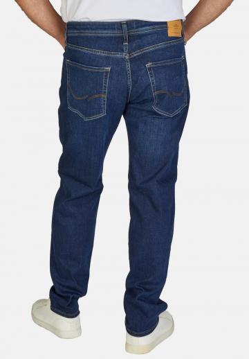 Узкие джинсы