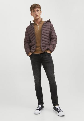 Узкие джинсы