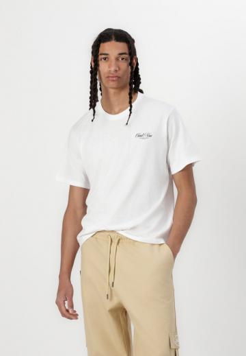 Брюки с накладными карманами