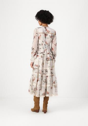 Летнее платье