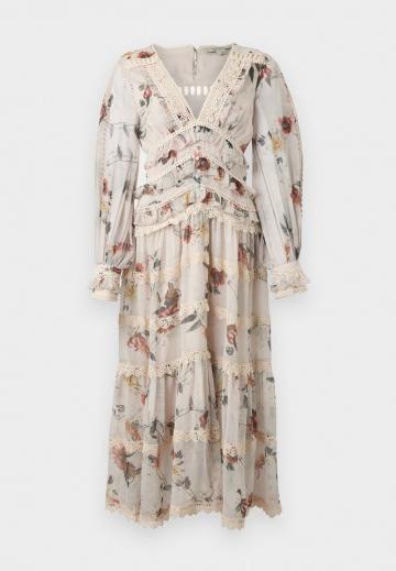 Летнее платье