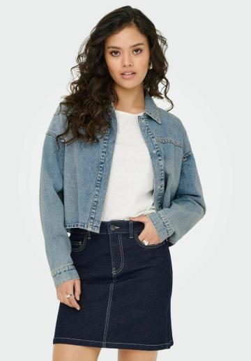 Джинсовая куртка