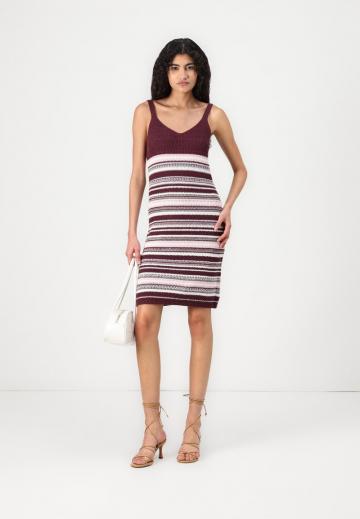 Пляжное платье