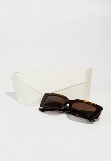 Солнечные очки