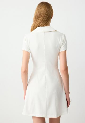 Короткое платье