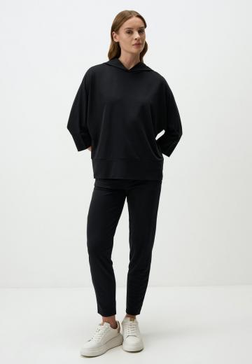 Пуловер с капюшоном