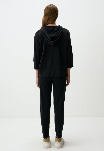 Пуловер с капюшоном