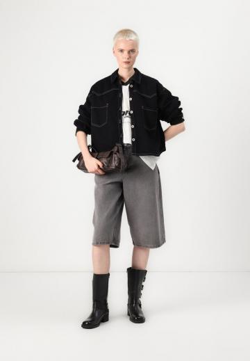 Джинсовая блузка