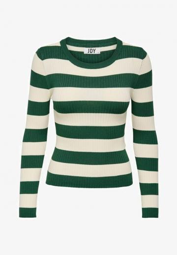 Пуловер в полоску