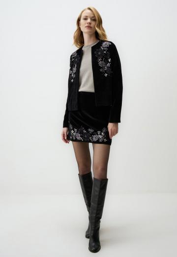 Короткая куртка