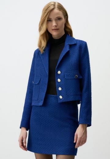 Короткий блейзер