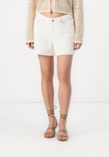 Джинсовые шорты