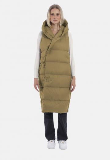 Пуховой жилет