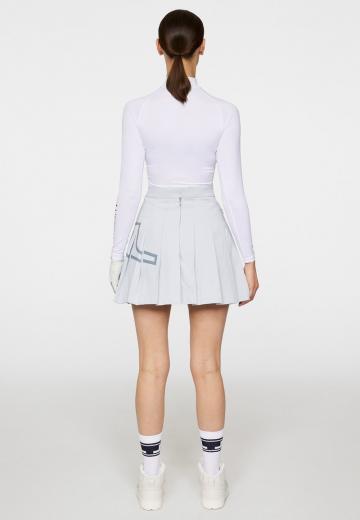 Юбка с накладными карманами