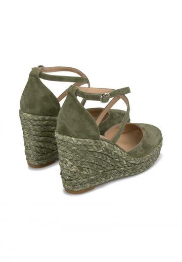 Туфли на высоком каблуке