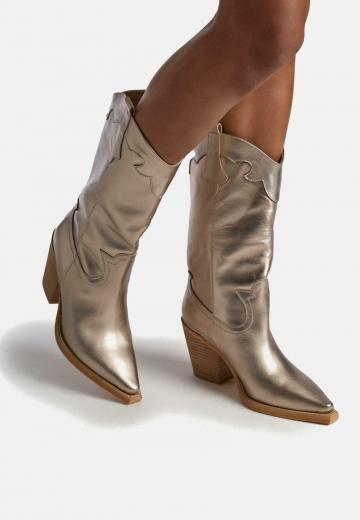 Ковбойские сапоги