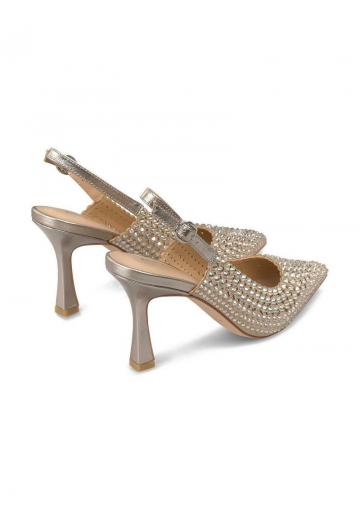 Туфли на высоком каблуке